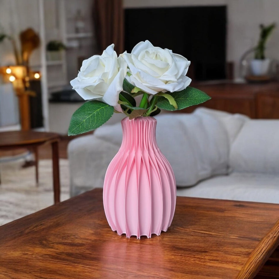Facetta 3D - Printed Geometric Vase – A Modern Statement Piece for Elegant Interiors - Custom Crafting Alliance, LLC