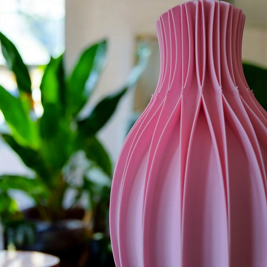 Facetta 3D - Printed Geometric Vase – A Modern Statement Piece for Elegant Interiors - Custom Crafting Alliance, LLC